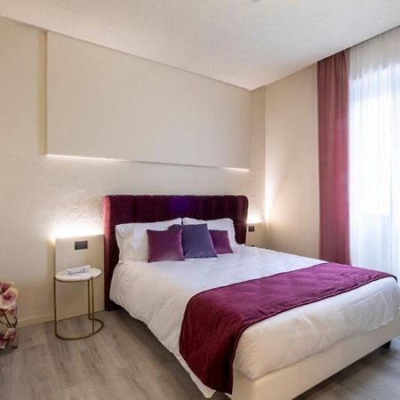 Hotel Le Palme Dormelletto Esterno foto