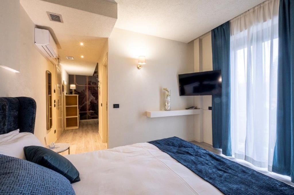 Hotel Le Palme Dormelletto Esterno foto
